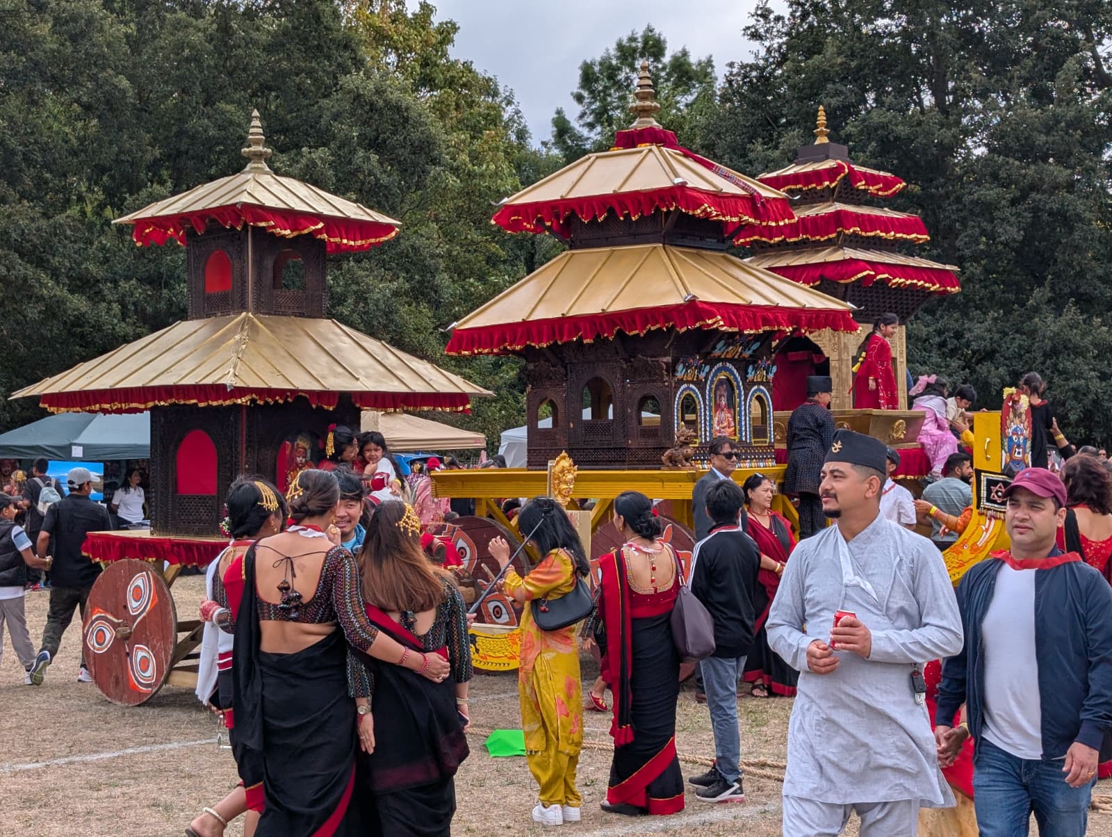 देशबाहिर पहिलाे “लण्डन इन्द्र जात्रा”