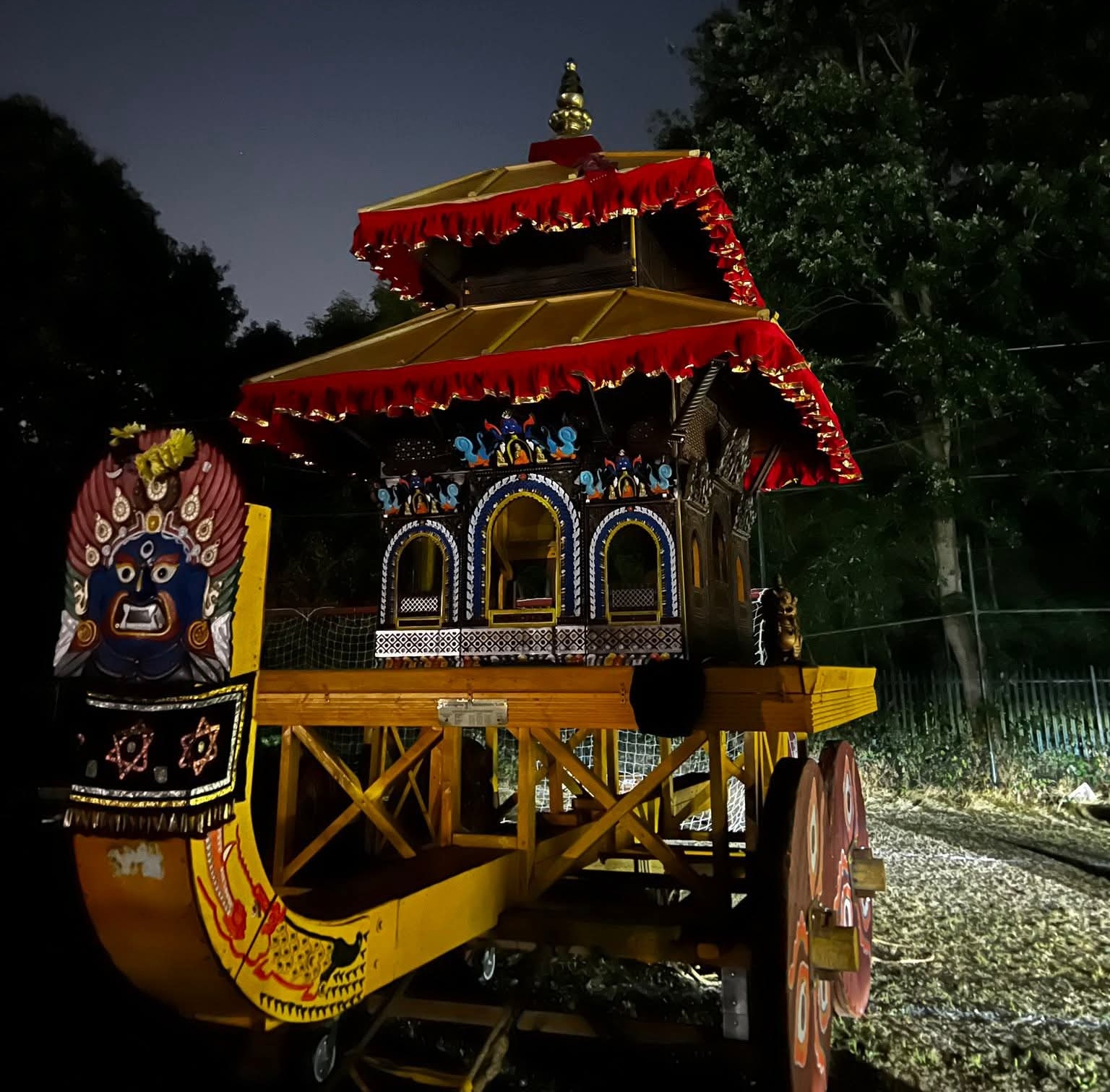 लण्डनमा पहिलोपटक इन्द्र जात्रा: नेवार संस्कृतिको भव्य उत्सव