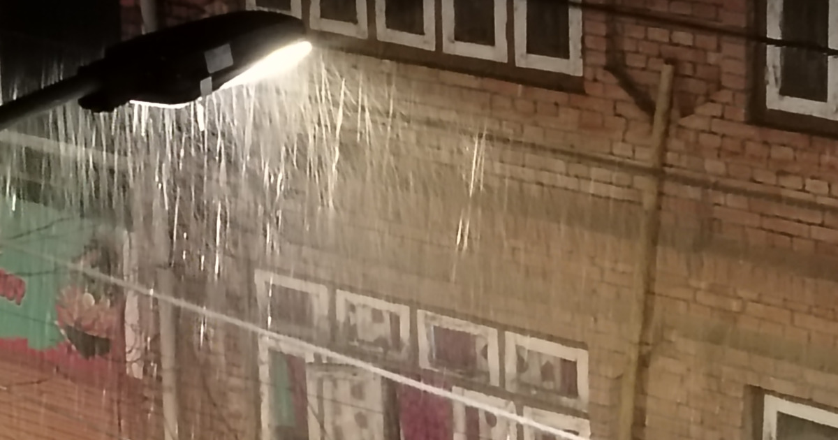 हावाहुरीको चेतावनी: देशका विभिन्न क्षेत्रमा तीव्र गतिका हावा चल्ने सम्भावना