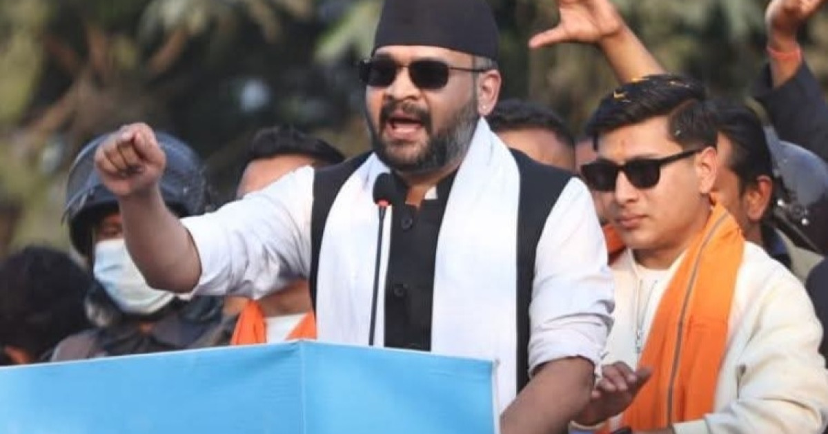 रास्वपाको अभिमुखीकरणमा माेबाइल निषेध