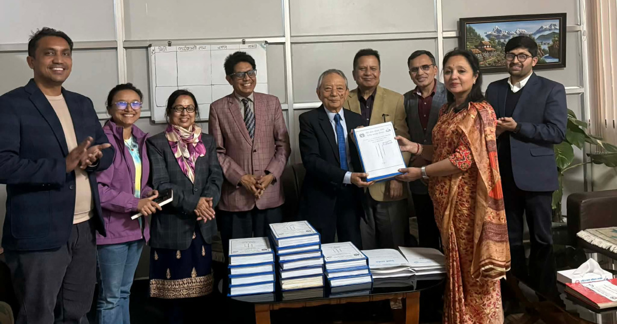 राष्ट्रिय मानव अधिकार आयोगले जेनजेड आन्दोलन सम्बन्धी प्रतिवेदन अध्यक्षलाई बुझायाे