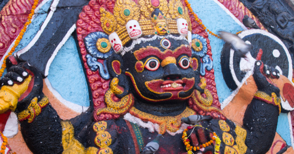 मूर्ति रंगाउनेहरुभन्दा बरु चोर नै राम्राे