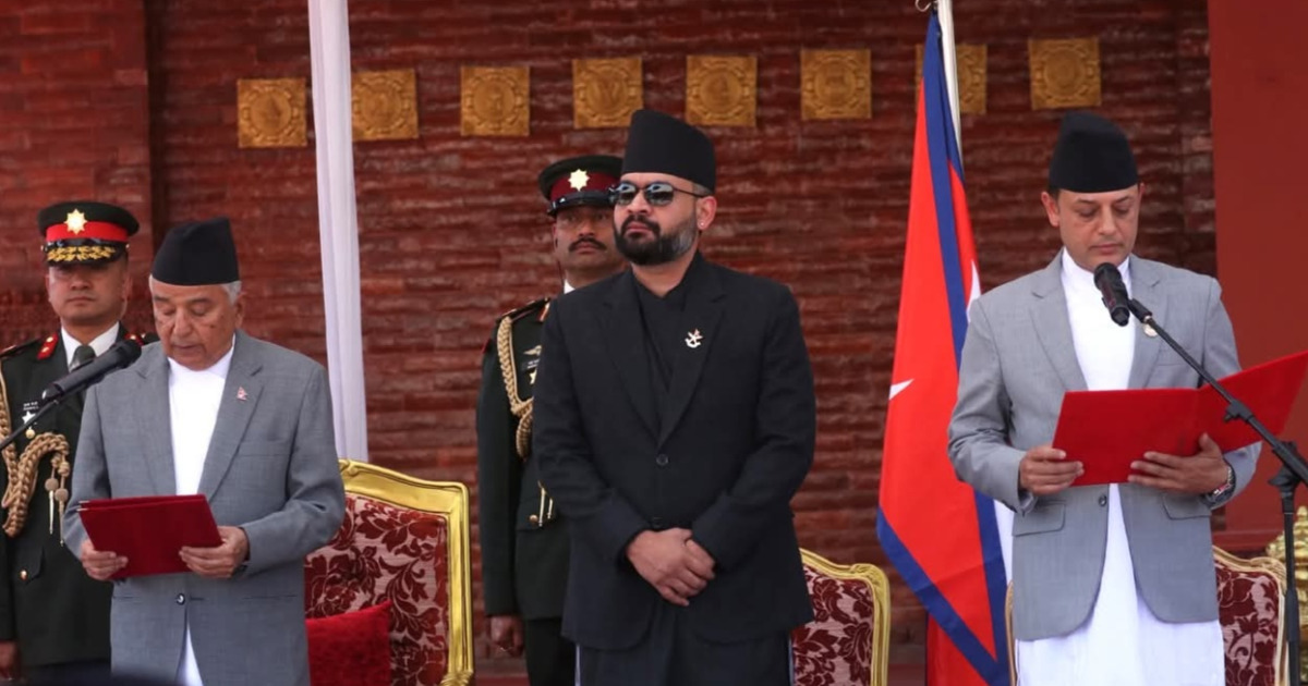 सभामुख डीपी अर्यालले शपथ लिए