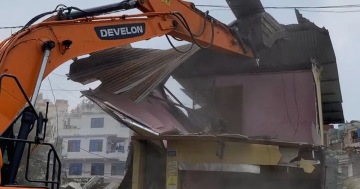 थापाथलीका टहरा भत्काइयो, २५ जना विस्थापित: काठमाडौं महानगरपालिका