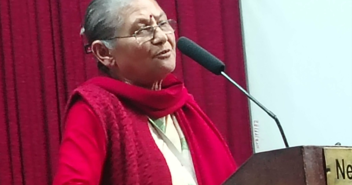 एमालेभित्र नेतृत्व हस्तान्तरणकाे वहस चर्कियाे